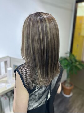ニュースアオヤマ 新潟(news aoyama) ハイライト/ケアブリーチ/髪質改善/新潟