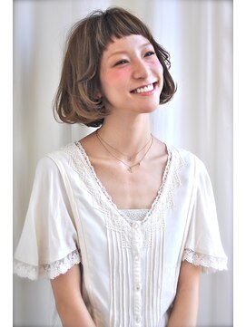 サングース(Sungoose) sungooseエアリーミディショートパーマホワイトアッシュ