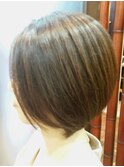 大人めなクールショートボブ