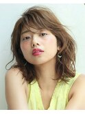 夏ミディーヘアー