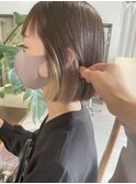 イヤリングカラーインナーカラー前髪ミニボブ
