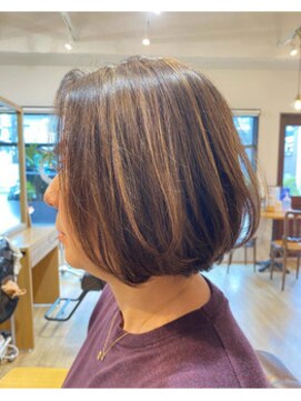 ソッリーソ ヘア(sorriso hair) 【sorriso hair桜山】30代40代50代☆ハイライトカラー丸みボブ