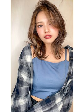 エル(elle) ハイライト ハイライトカラー グレージュ ベージュモテ髪