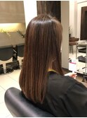 女子力アップ艶感ストレートヘア