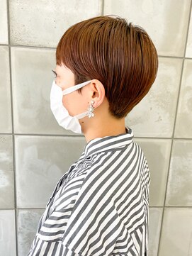 トゥコ(tuco) ショートヘア オン眉 マッシュショート ベリーショート