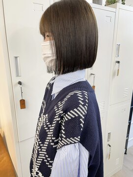 イコ 表参道原宿(ico) オリーブベージュ イルミナカラー ミニボブ