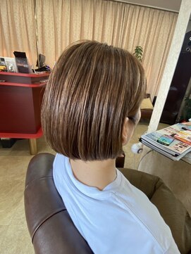 スーペリオル(Superior) 切りっぱなしボブ