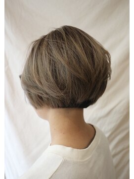 リンダ(LINDA) マニッシュショート_グレージュ