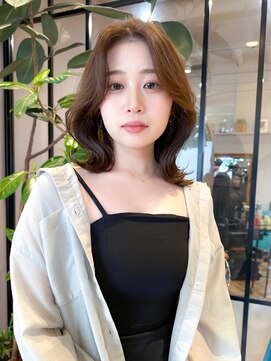 ロンド ブランシュ 錦糸町北口(Lond blanche) クラゲヘアー/ハイライトカラー/ミディアム