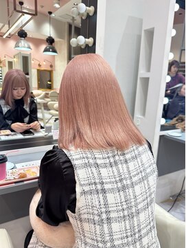 リー 梅田(Lee) ピンクカラー/ピンクベージュ/ハイトーンピンク/髪質改善カラー
