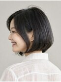 シンプルでエレガントなボブスタイル