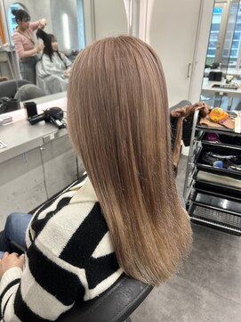 エイト 立川店(EIGHT) ピンクベージュ