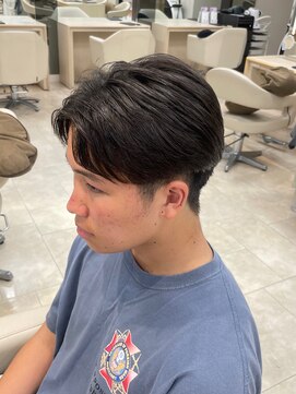 ケンジ 平塚ラスカ店(KENJE) メンズ縮毛矯正/曲がる縮毛矯正/メンズ/センターパート