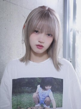 キャロルガーデンズ ボコカ 表参道(Carroll Gardens bococa) 【azu】グレージュ　ブリーチ　カラー