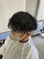 エーデル(EDEL)&nbsp;パーマ×ハイライト×カット【ツイストスパイラル×シルバー】