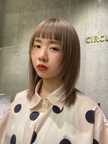 ロビー 青山(ROBBY)&nbsp;ミディアム/ロング/レイヤーカット/顔周り/10代20代30代/表参道