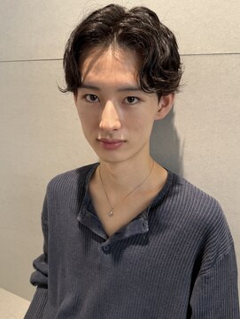 トリッカ シブヤ(TRICCA SHIBUYA) メンズカットパーマフェザーニュアンス毛流れセンターパート渋谷