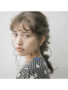 アピッシュ ギンザ(apish ginza) tomoヘア＊似合わせヘアアレンジ　編みおろし