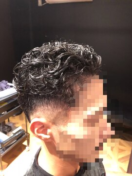 クラウン(CROWN) フェード×パーマ