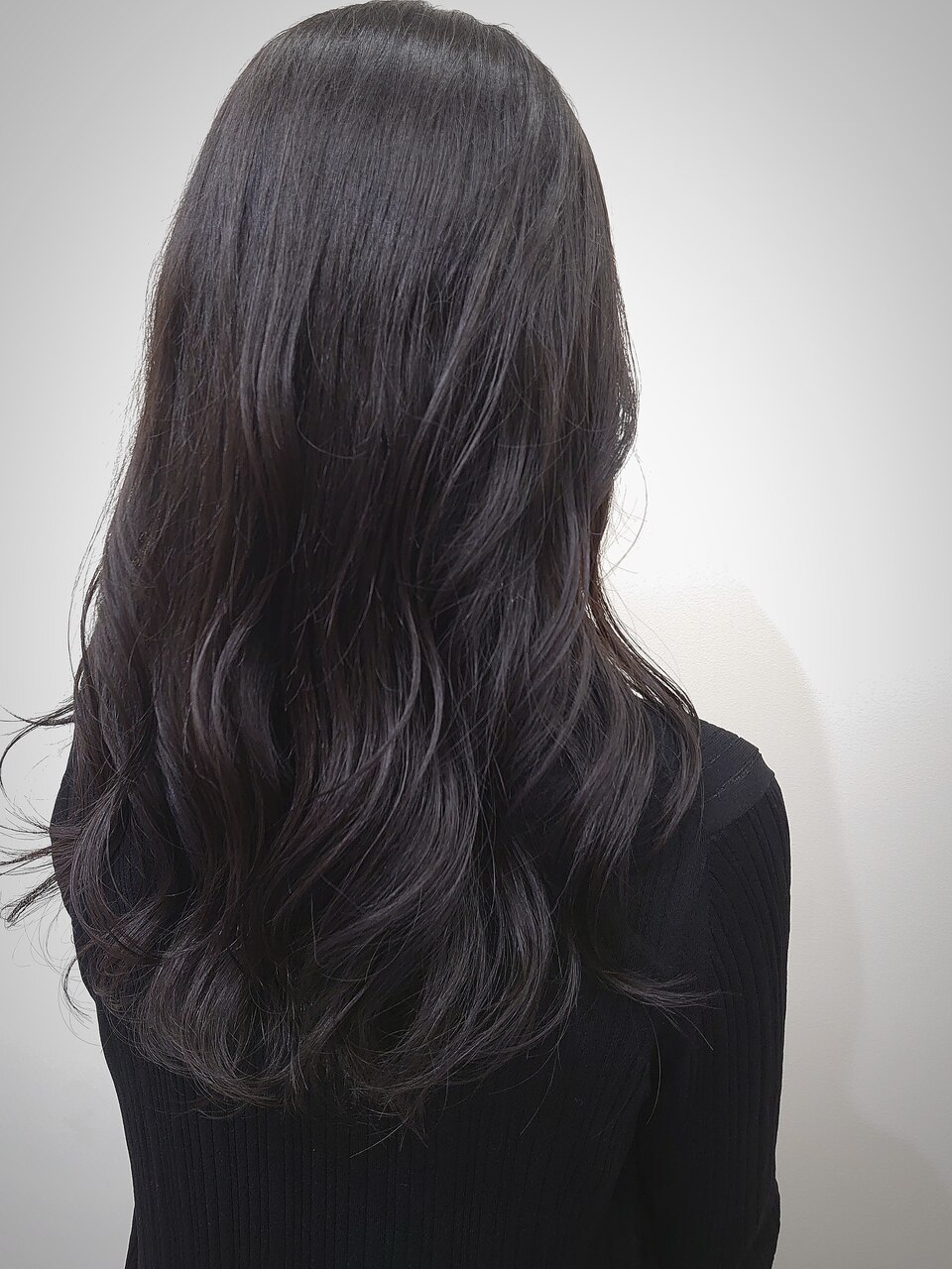 ダークブラウン ロングヘア 2025年秋】ロング ダークブラウンの髪型・ヘアアレンジ｜人気順