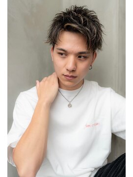 オースティン 登戸向ケ丘遊園(AUSTIN) ツイストパーマ七三オールバックマッシュウルフスリークショート