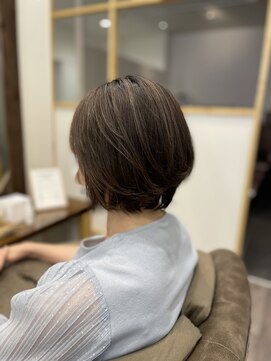 ルカリエ(LUCA:Rie) エレガント前下がりボブ