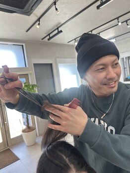 エモ(emo)の写真/ベテランスタイリストが丁寧なカウンセリングと施術、接客でおもてなし【笠原/完全マンツーマン施術】