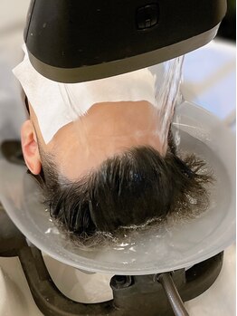 ディライズ(De-Rise)の写真/頭皮の汚れをスッキリ落として、髪も心もリフレッシュ！極上スパで癒しの時間をご提供♪
