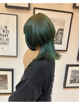 ビーハイブアヴェダ PARCO2店(BEHIVE AVEDA) 【yuuna】海月ウルフ