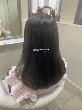 カラークチュール(Color Couture) 魅力倍増カール/セミディ/シアーカラー/ショートヘア