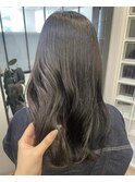 ダークブラウン