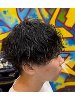 カーニー 上野(kearny)&nbsp;波巻きスパイラルパーマツイストスパイラルパーマ波巻きパーマ