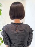 ショコラブラウン　切りっぱなし　ぱつっとボブ　艶カラー