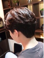 ヨリソイ&nbsp;センターパートパーマ