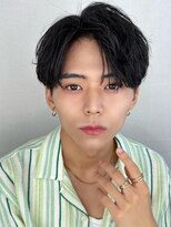 オグジュアリー 表参道(aux.) スーツ短髪ツーブロック束感モテる黒髪シークレットパーマ流行