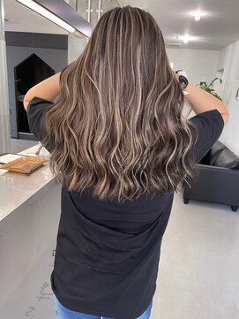 キング 枚方店(K!ng) 縮毛矯正髪質改善ハイライトレイヤーカット枚方美容室エクステ