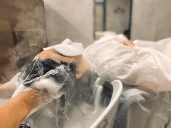 ベルワー 茅場町(BELLWER)の写真/【全席半個室/茅場町駅徒歩1分】マンツーマンで丁寧に施術を行うからこそ“なりたい×似合わせ”が叶う。