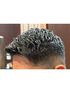 ヘアーモードキクチ 神田日銀通り店 アイロンパーマ　濡れパン