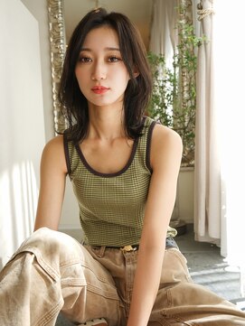 ホール(WHOLE) 【WHOLE】くびれレイヤーミディアム