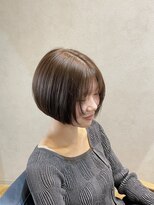 ネウィ 大分中央町店(newi)&nbsp;大人かわいい前下がりレイヤーボブ