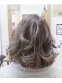 シルバーグレージュ3Dカラー
