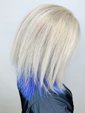 トリニティ(trinity) ビビットブルーインナーカラー☆