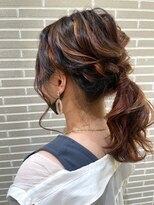 ニューヨークニューヨーク パピオス明石店(NYNY Mothers) オレンジなハイライトをいかしたポニーアレンジ