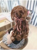 編み込み×髪リボンハーフアップ