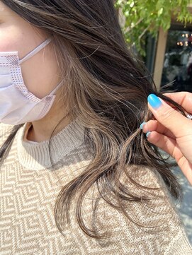 ルームスヘアー(Rooms Hair) インナーベージュ