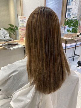 エルプラスヘアー(L+hair) 絹髪再現　美髪ストレートヘア（30代後半・くせ毛改善）