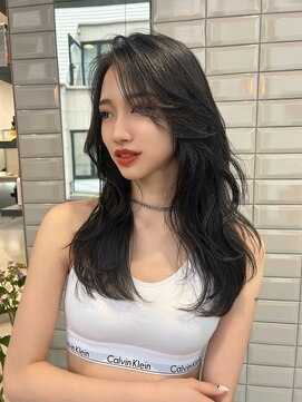 リリー(Lilley) 【lilley 稲永麻衣】レイヤー+コリアンブラック+天神韓国ヘア