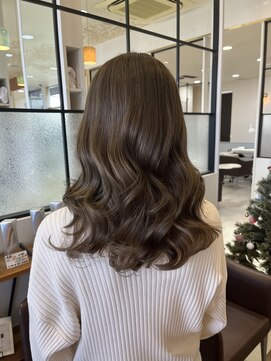 レイフィールド 岐阜茜部店 ミルクティーカラー