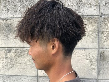 ルート ROOT ヘアサロンの写真/メンズのツイストスパイラルやデザインカラーもお任せ！スタイリング無しでも再現性の高いスタイルを実現◎