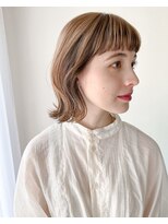 シスタ(SISTA)&nbsp;ダブルカラーベージュカラーインナーカラーボブ